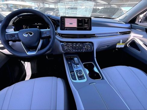 New 2026 INFINITI QX60 Luxe image 8