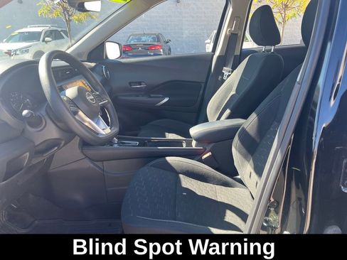 Certified 2024 Nissan Kicks SV w/ Interior Electronics Package image 11