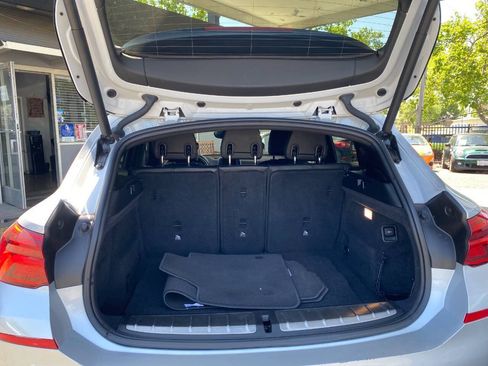 Used 2018 BMW X2 sDrive28i w/ Convenience Package FWD image 20