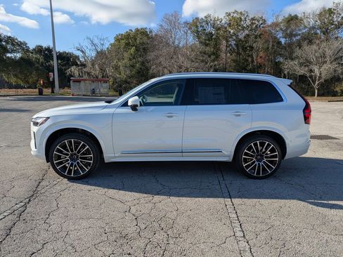 New 2026 Volvo XC90 B6 Plus w/ Protection Package Premier AWD/4WD image 3