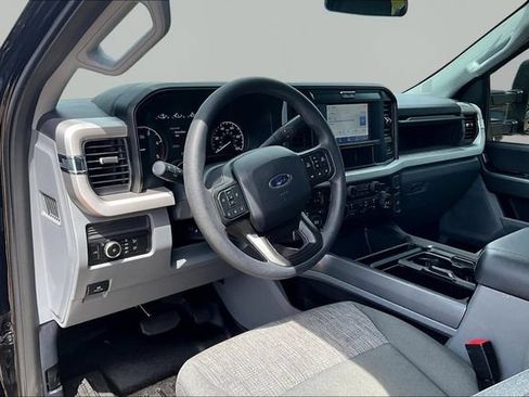 Used 2026 Ford F250 XLT w/ FX4 Off-Road Package AWD/4WD image 13