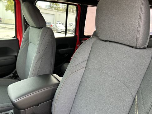 New 2025 Jeep Wrangler Sport S image 17