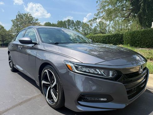 Used 2020 Honda Accord Sport image 6