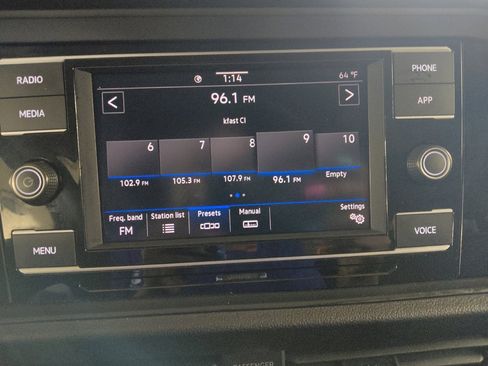 Used 2024 Volkswagen Jetta S FWD image 25