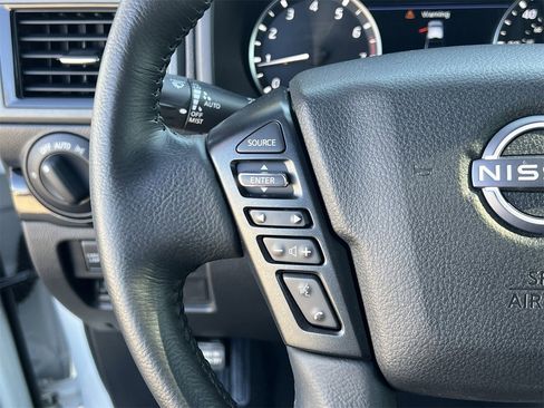 Certified 2024 Nissan Titan SV w/ SV Convenience Package image 12