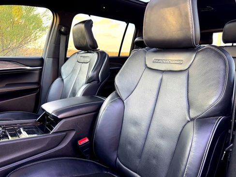 Used 2021 Jeep Grand Cherokee L Overland w/ Advanced Protech Group III image 14