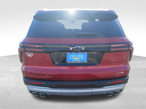 New 2026 Chevrolet Traverse Z71 w/ LPO, Floor Liner Package image 4