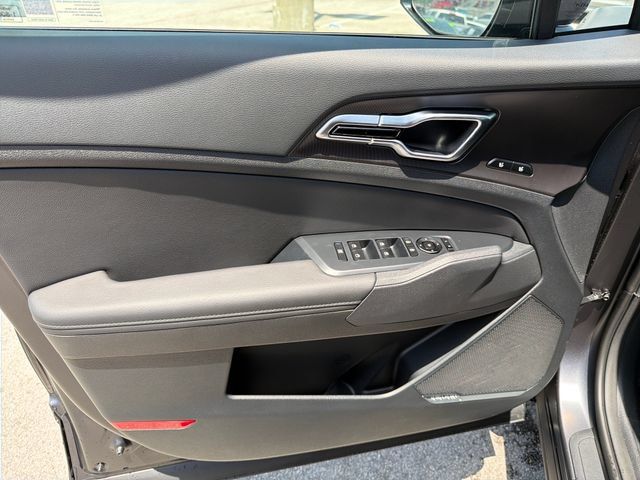 New 2026 Kia Sportage SX AWD/4WD image 17