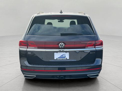 New 2026 Volkswagen Atlas SE image 6