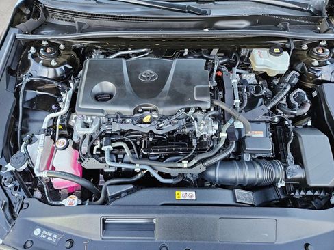 Used 2022 Toyota Camry LE image 20