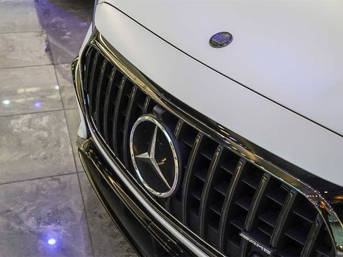 New 2026 Mercedes-Benz E 53 AMG 4MATIC Sedan image 9