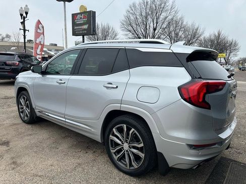 Used 2020 GMC Terrain Denali w/ GMC Pro Grade Package image 7