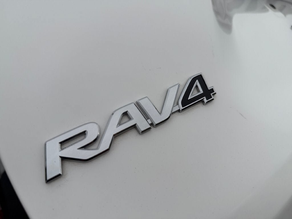 Used 2023 Toyota RAV4 XLE w/ Convenience Package AWD/4WD image 35