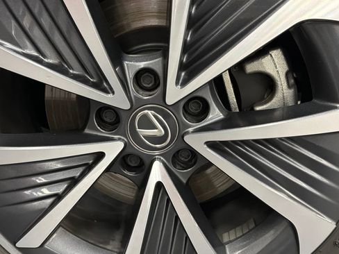Used 2023 Lexus RZ 450e Premium w/ Technology Package AWD/4WD image 17