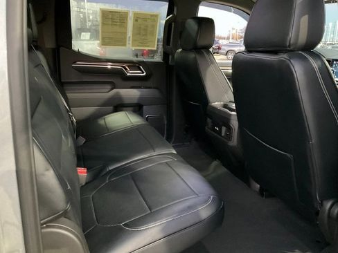 Used 2024 Chevrolet Silverado 1500 RST image 18