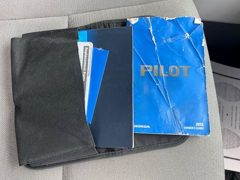 Used 2016 Honda Pilot EX image 33
