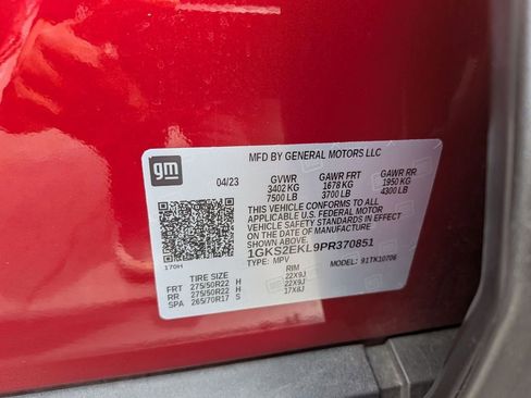Used 2023 GMC Yukon Denali Ultimate w/ LPO, Floor Liner Package AWD/4WD image 36