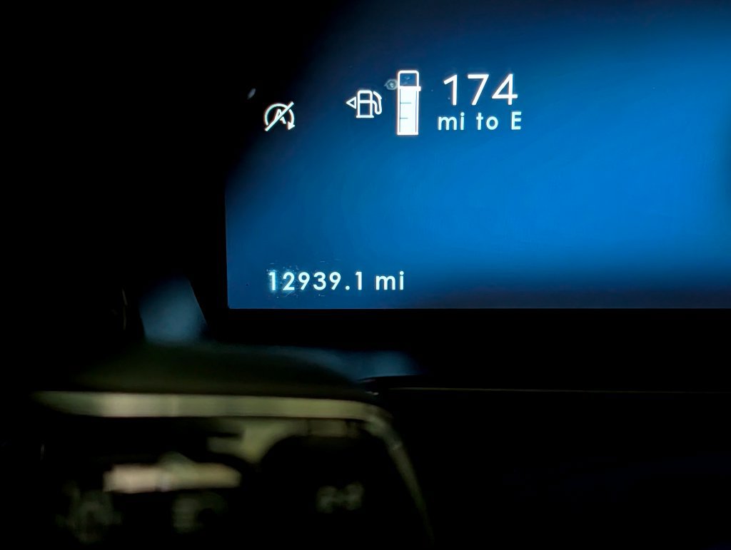 Used 2025 Lincoln Corsair Reserve AWD/4WD image 22
