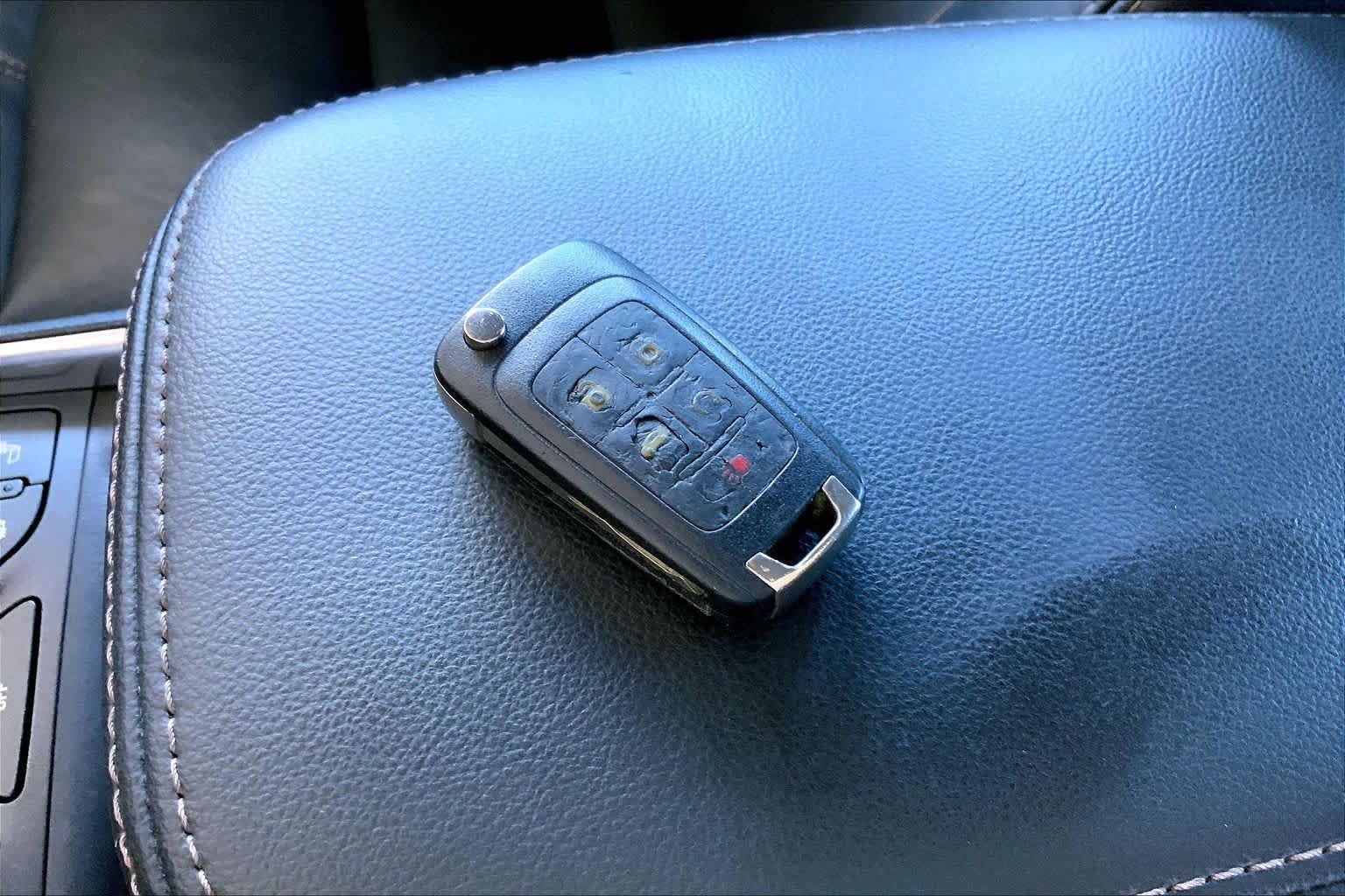 Used 2015 Chevrolet Impala LTZ FWD image 15