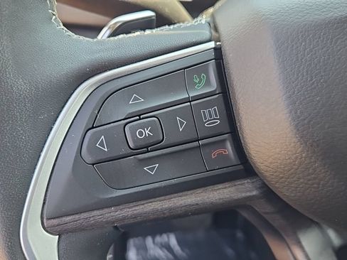 Certified 2023 Jeep Grand Cherokee Limited AWD/4WD image 25