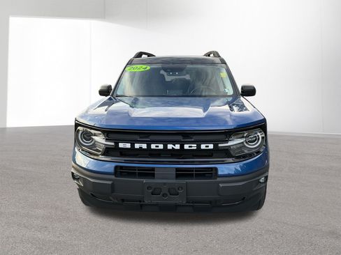 Used 2024 Ford Bronco Sport Outer Banks w/ Tech Package AWD/4WD image 8