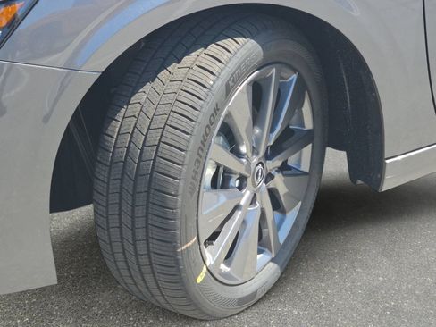 New 2026 Nissan Sentra SL w/ Floor Mat Package FWD image 29