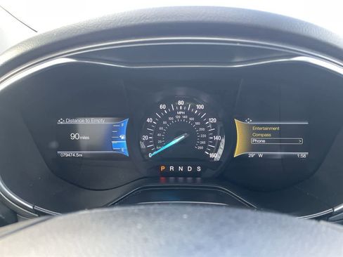 Used 2020 Ford Fusion SE image 25