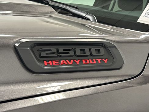 Used 2025 RAM 2500 Big Horn AWD/4WD image 40