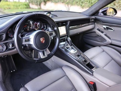 Used 2015 Porsche 911 Turbo S image 12