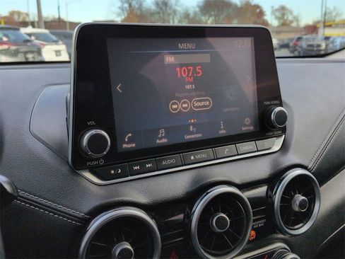 Used 2020 Nissan Sentra SV image 12