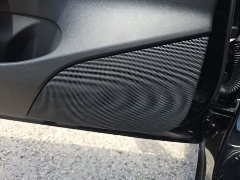 Used 2023 Tesla Model 3 Standard Range RWD image 14