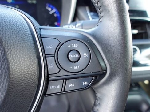 Certified 2022 Toyota Corolla XLE image 18