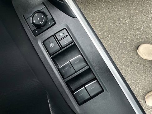 Certified 2025 Toyota RAV4 XLE image 28