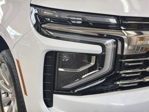 New 2026 Chevrolet Tahoe Premier AWD/4WD image 3