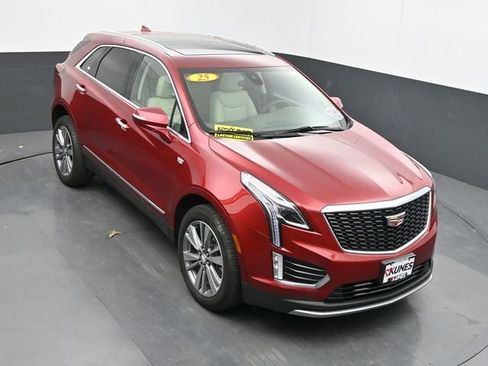 Used 2025 Cadillac XT5 Premium Luxury AWD/4WD image 40