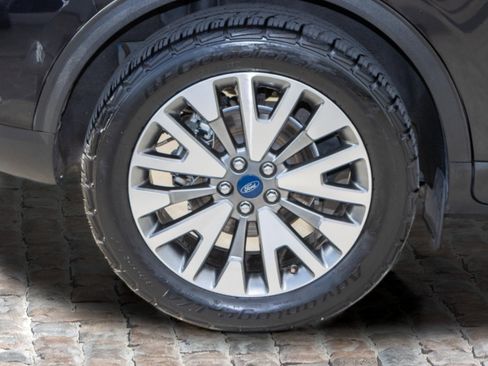 Used 2020 Ford Escape Titanium w/ Titanium Premium Package 2.0 image 38