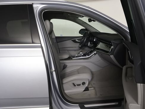 Used 2022 Audi Q7 3.0T Premium Plus AWD/4WD image 35