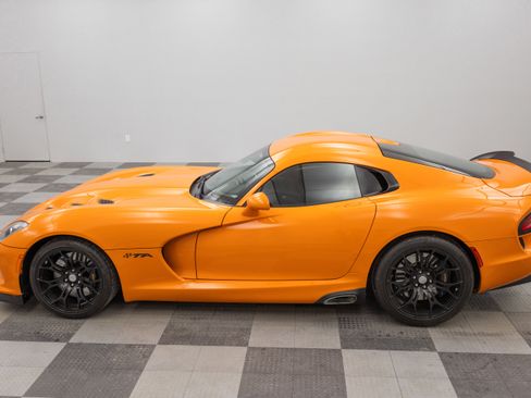 Used 2014 SRT Viper SRT-10 image 10