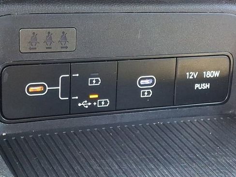 Used 2024 Hyundai Kona SEL AWD/4WD image 25