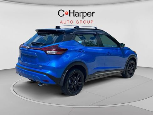 Used 2024 Nissan Kicks SR w/ SR Premium Package FWD image 3