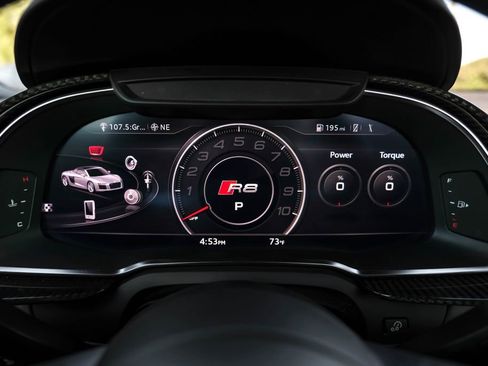 Used 2018 Audi R8 V10 plus image 12