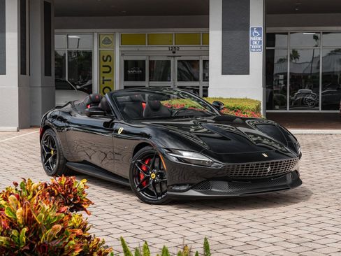 Used 2025 Ferrari Roma Spider image 14