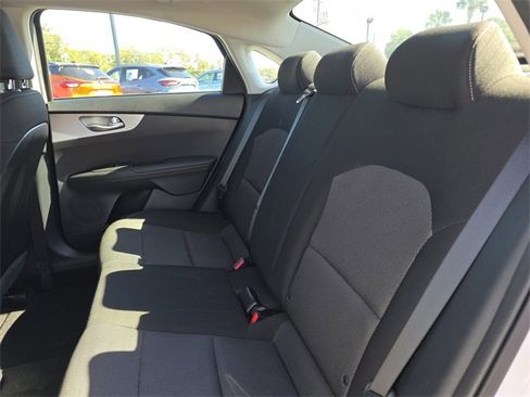 Used 2023 Kia Forte LXS w/ LXS Technology Package image 19