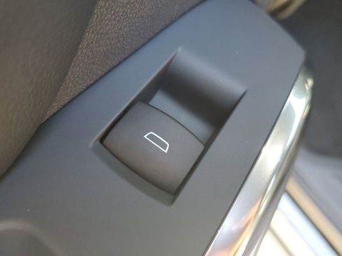 New 2026 Chevrolet Traverse LT w/ Midnight/Sport Edition image 17