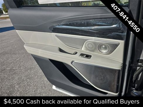 New 2026 Lincoln Nautilus Reserve image 9