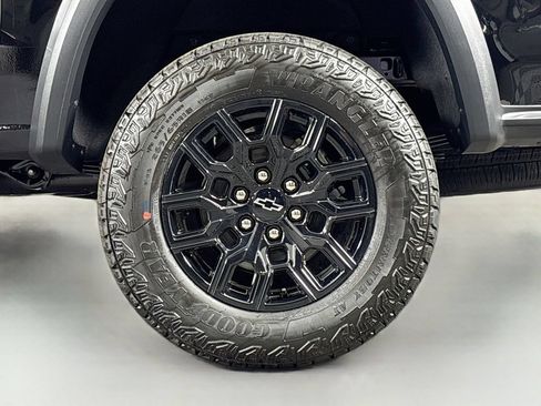 New 2026 Chevrolet Colorado Trail Boss AWD/4WD image 29