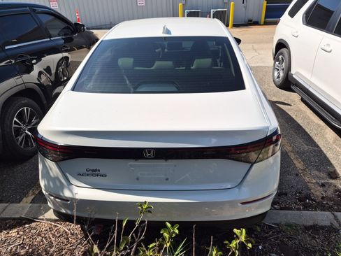 Used 2023 Honda Accord LX image 5