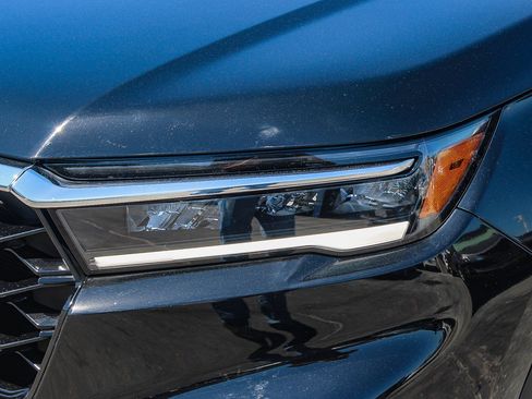 Used 2025 Honda Pilot Touring image 5