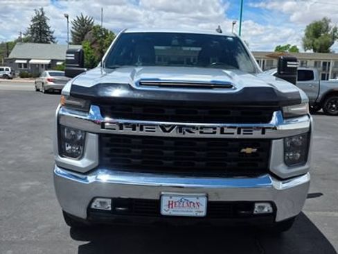 Used 2021 Chevrolet Silverado 3500 LT w/ Convenience Package AWD/4WD image 4