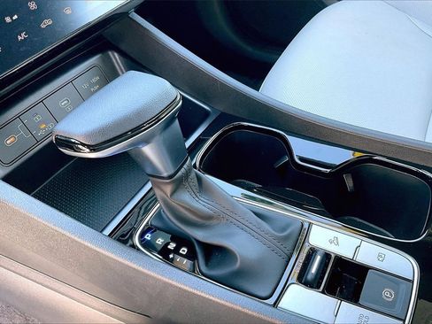 Used 2026 Hyundai Santa Cruz SEL image 14